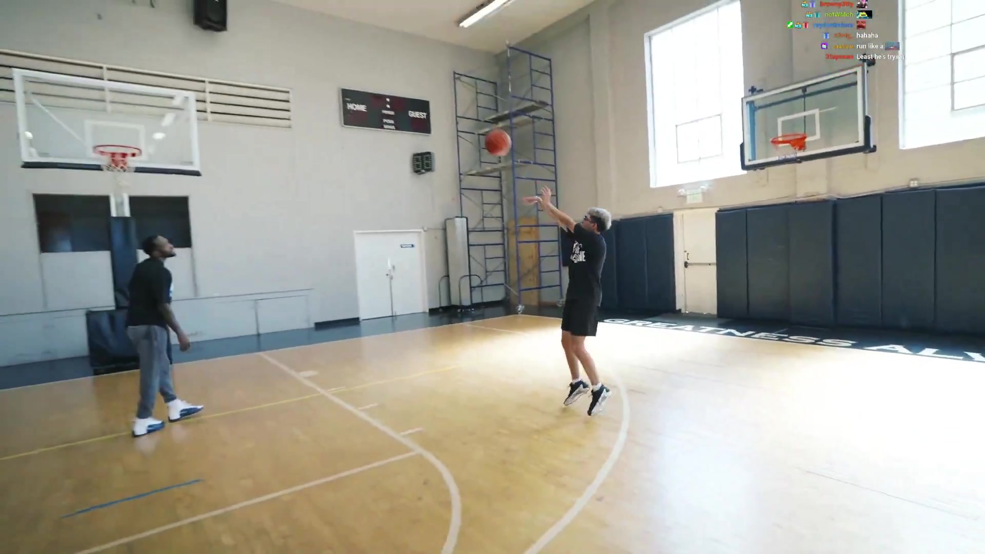 贝弗利:没有人能接近库里的投篮水平 随便去问任何一名NBA球员