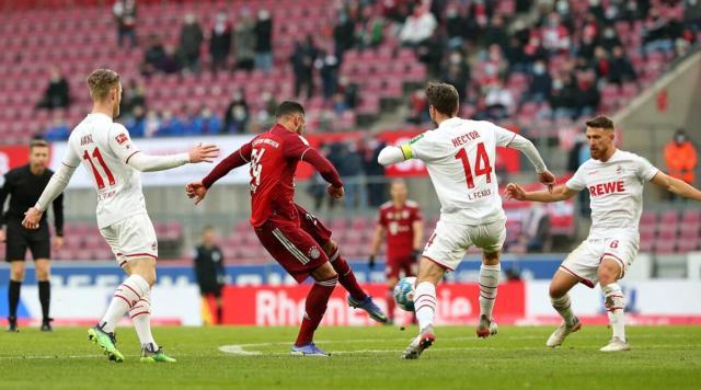 1642328212286031105.jpg 开云体育app下载-莱万戴帽竟被抢了风头?拜仁高价冗员打出了翻身仗